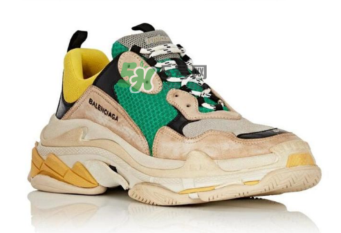 balenciaga triple s多少錢(qián)？巴黎世家17秋冬新款運(yùn)動(dòng)鞋價(jià)格