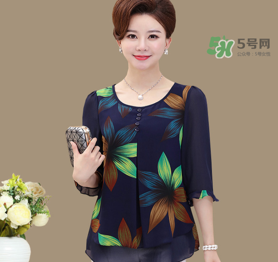 閏六月為什么要給媽媽買衣服？閏六月給媽媽買什么？