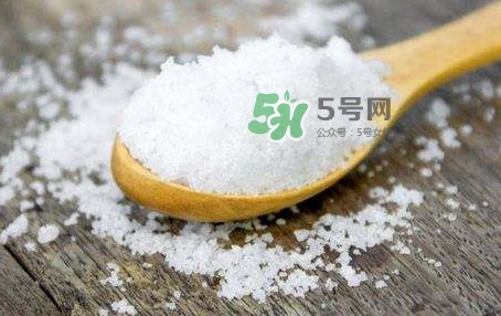 一天吃多少鹽合適？鹽吃多了有什么危害