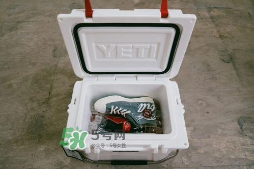 kith cocacola與converse聯(lián)名可樂(lè)鞋多少錢_什么時(shí)候發(fā)售？