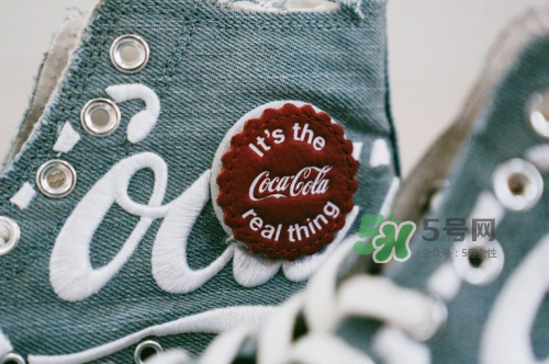 kith cocacola與converse聯(lián)名可樂(lè)鞋多少錢_什么時(shí)候發(fā)售？