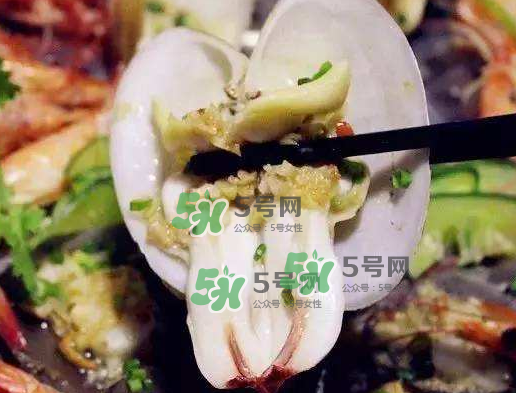 花蛤沒開口能吃嗎？花蛤不張嘴是不是死了？