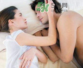 夫妻經(jīng)常親熱有哪些好處？夫妻性生活重要嗎？