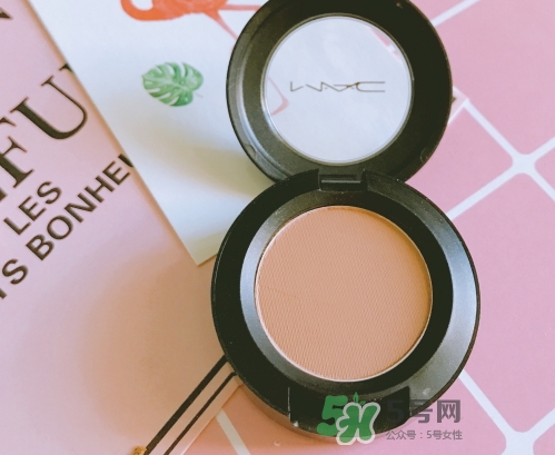 mac焦點(diǎn)小眼影怎么樣？mac時(shí)尚焦點(diǎn)小眼影好用嗎