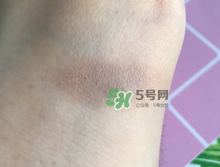 mac焦點(diǎn)小眼影怎么樣？mac時(shí)尚焦點(diǎn)小眼影好用嗎