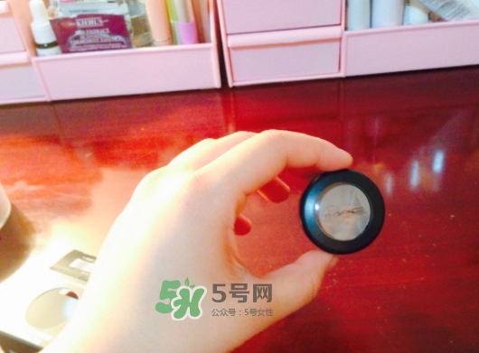 mac時(shí)尚焦點(diǎn)小眼影多少錢？mac焦點(diǎn)小眼影專柜價(jià)格