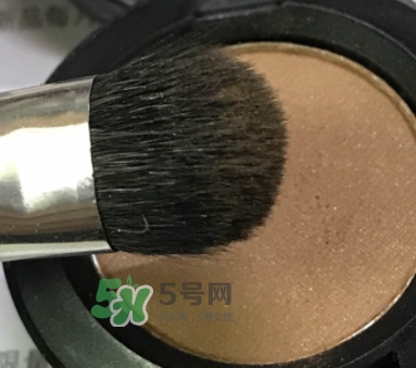 mac時(shí)尚焦點(diǎn)小眼影多少錢？mac焦點(diǎn)小眼影專柜價(jià)格