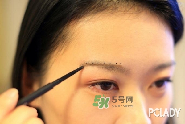 mac眉筆怎么用？mac魅可眉筆怎么削