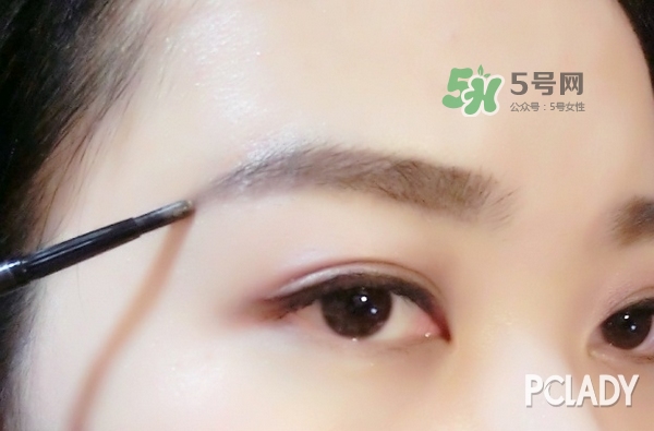 mac眉筆怎么用？mac魅可眉筆怎么削