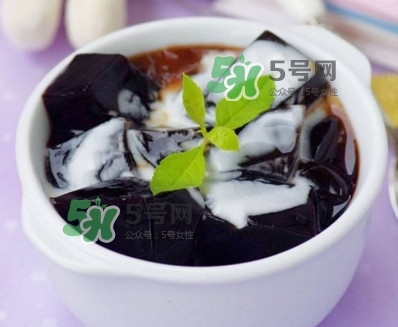 孕婦可以吃仙草凍嗎？仙草凍孕婦能吃嗎