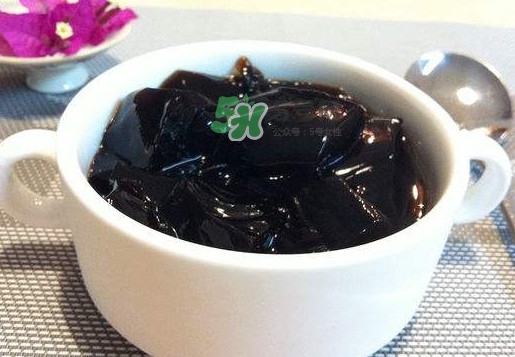 燒仙草里一般加什么？燒仙草為什么叫燒仙草