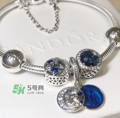 pandora復(fù)古夜空手鏈多少錢？潘多拉繁星夜空手鏈專柜價(jià)格