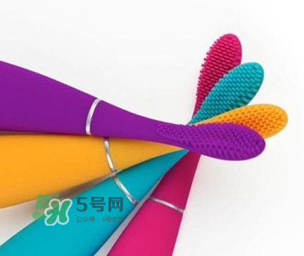 FOREO ISSA牙刷多久充一次電？FOREO ISSA牙刷充電能用多久？