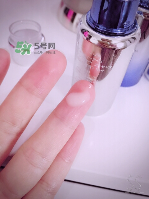 axxzia曉姿眼部精華怎么樣？曉姿眼部精華怎么用