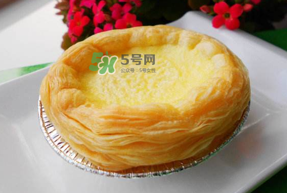 烤蛋撻烤箱預(yù)熱要多久？烤蛋撻用上火還是下火？