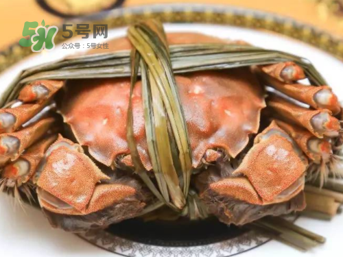 大閘蟹可以帶上飛機(jī)嗎？坐飛機(jī)可以帶大閘蟹嗎？