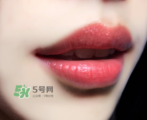 tf白管05是什么顏色？tom ford白管05適合黃皮嗎？