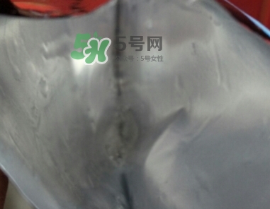 小迷糊玻尿酸竹炭面膜怎么樣？小迷糊黑面膜好用嗎