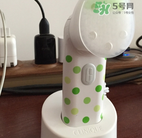 倩碧聲波潔面儀怎么充電？倩碧潔面儀充電燈不亮