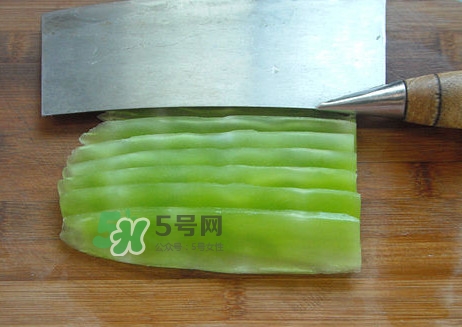 青筍怎么處理？青筍怎么切成菱形