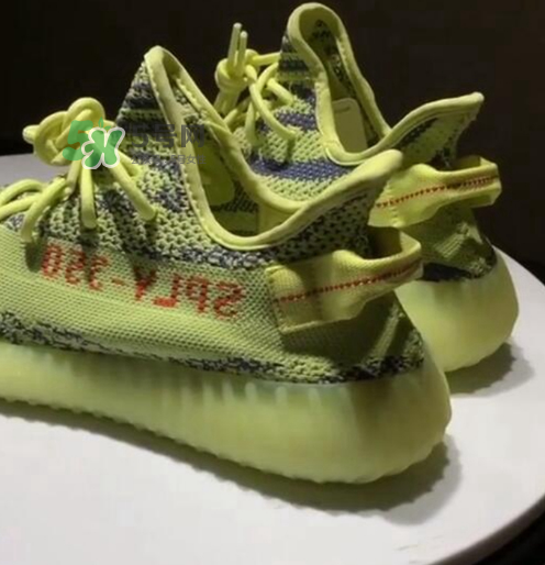 侃爺村上隆合影同款yeezy黃斑馬椰子什么時候發(fā)售？