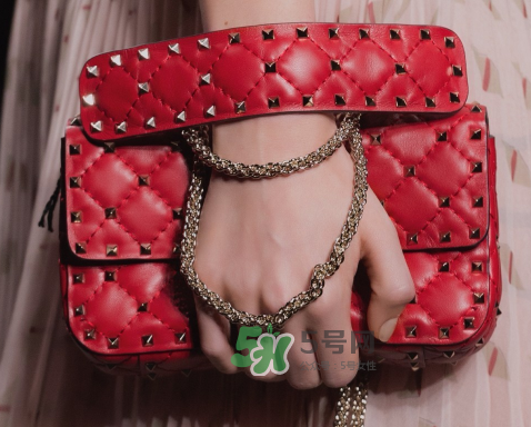 rockstud spike是什么品牌？rockstud spike耐用嗎？