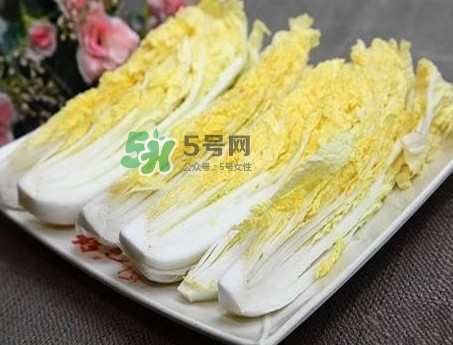 娃娃菜是轉(zhuǎn)基因蔬菜嗎？娃娃菜是涼性的嗎