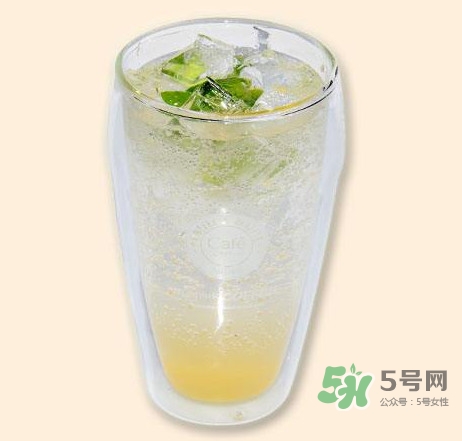 蘇打水是什么水？蘇打水喝多了會怎么樣？