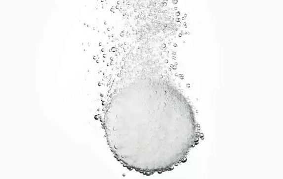 蘇打水是碳酸飲料嗎？蘇打水和碳酸飲料的區(qū)別