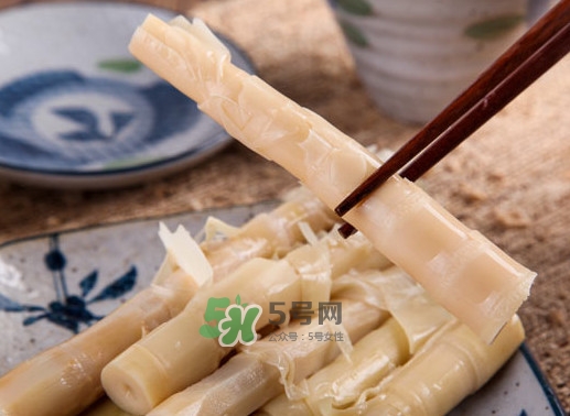 苦筍可以和排骨一起煮嗎？排骨能和苦筍一起吃嗎