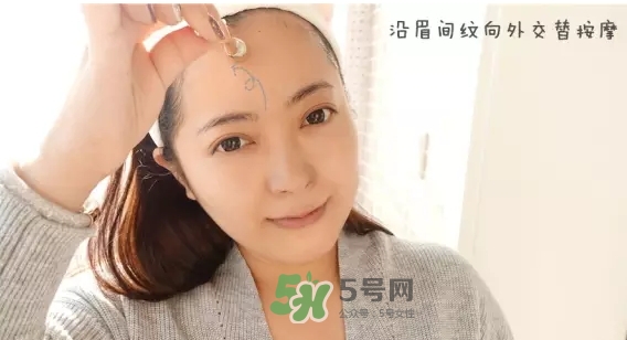 迪奧花蜜活顏絲悅眼霜怎么用？迪奧花蜜活顏眼霜用法
