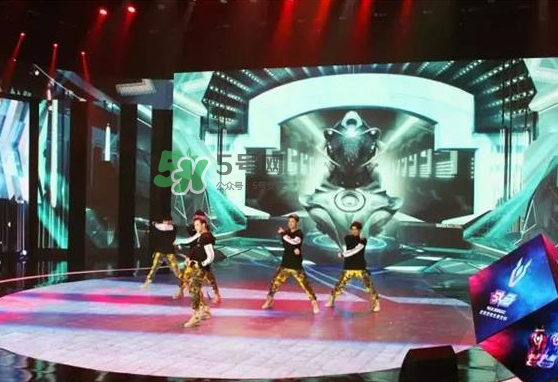 戰(zhàn)馬飲料代言人是誰(shuí)？戰(zhàn)馬飲料代言人