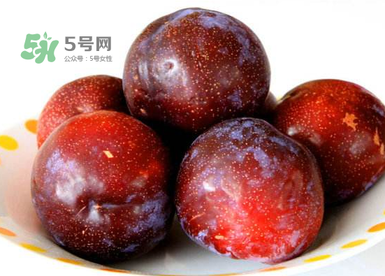 黑布林可以和葡萄一起吃嗎？黑布林和葡萄一起吃好嗎？