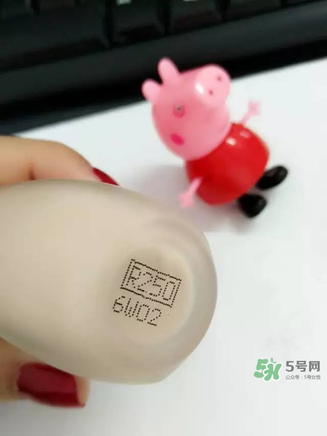 玫珂菲水粉霜怎么樣？玫珂菲全新雙用水粉霜好用嗎？