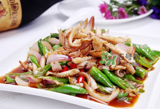 八爪魚不能和什么一起吃？八爪魚什么人不能吃？