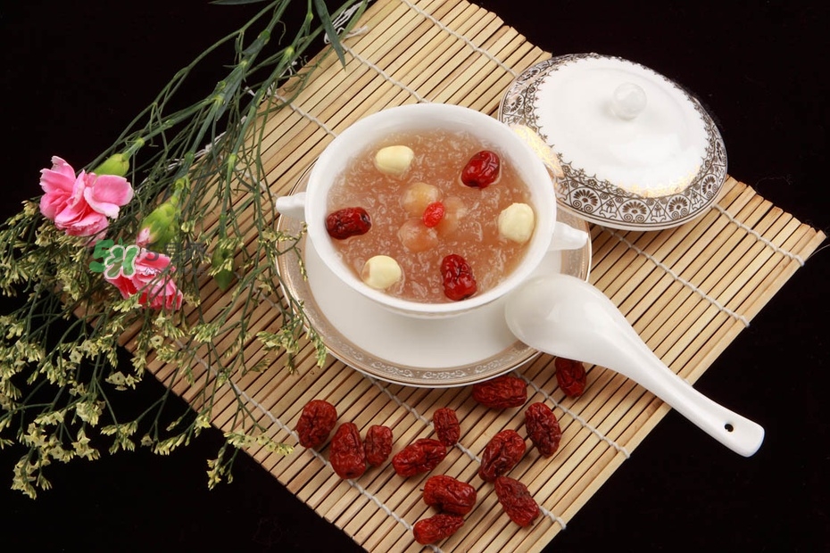 產(chǎn)后吃燕窩有什么好處？產(chǎn)后多久可以吃燕窩？