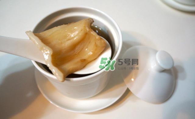 產(chǎn)后吃燕窩好還是花膠？花膠和燕窩可以一起吃嗎？