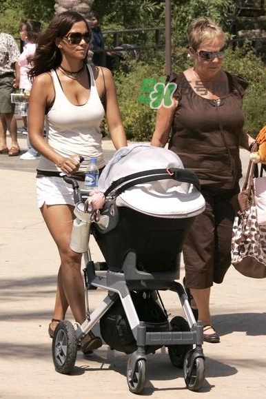 產(chǎn)后減肥難？明星媽媽減肥絕招大公開~