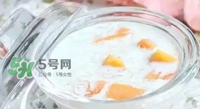 燕窩里面含有激素嗎？燕窩兒童吃了會不會性早熟？