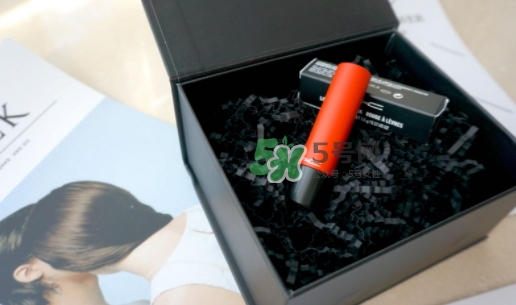 mac魅可立體凝彩唇膏怎么用？魅可立體凝彩唇膏真假辨別
