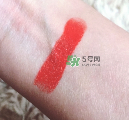 mac魅可立體凝彩唇膏怎么用？魅可立體凝彩唇膏真假辨別