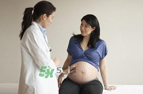 生孩子會(huì)遇到尷尬的事情有哪些？生孩子會(huì)變老嗎？