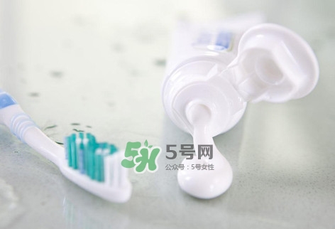 5元25元牙膏有什么區(qū)別？如何挑選合適的牙膏