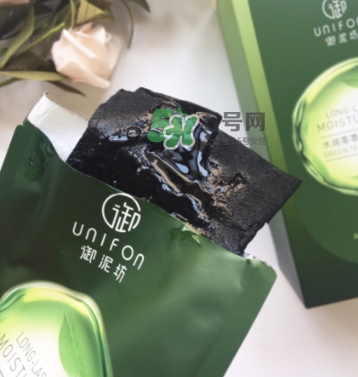 御泥坊水潤(rùn)茶萃微囊黑面膜怎么用？
