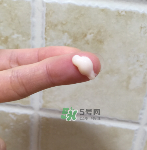 蘭芝致寵凝時(shí)菁煥精華眼霜多少錢？蘭芝致寵凝時(shí)菁煥精華眼霜價(jià)格