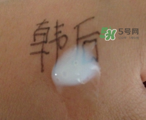 韓后茶蕊亮肌嫩白潔面乳怎么樣？韓后茶蕊洗面奶多少錢？