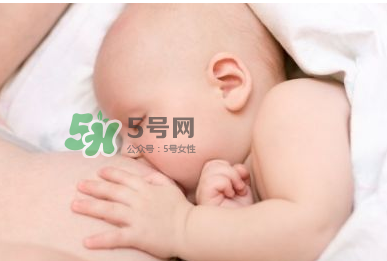 奶陣時(shí)刺痛怎么辦?奶陣來(lái)了乳房很痛怎么辦？