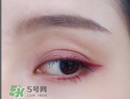the estee edit眼影膏怎么用？酒紅色眼妝怎么畫(huà)