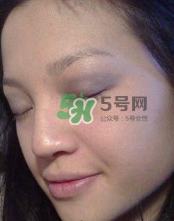 煙熏妝是什么意思？煙熏妝需要什么化妝品