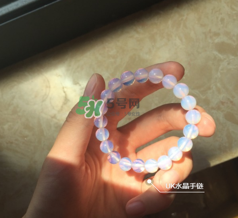 水晶手鏈戴在哪個(gè)手上？水晶手鏈需要開(kāi)光嗎？